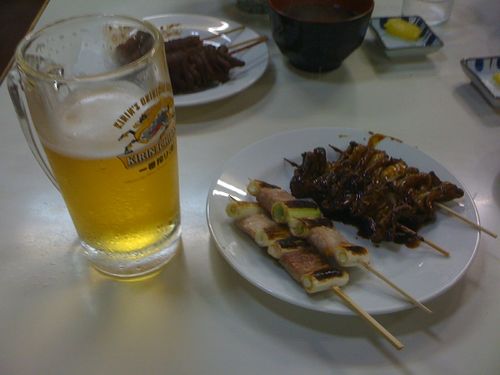 メニューはねぎま、とんやきです