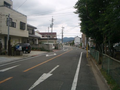 同じ場所から右側を見る